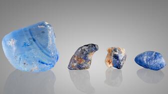 GIA Finds Lab-Growns, Simulant in Parcel of ‘Natural’ Sapphires